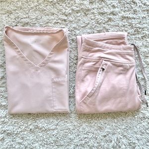 Jaanuu Women’s Scrubs - small/petite